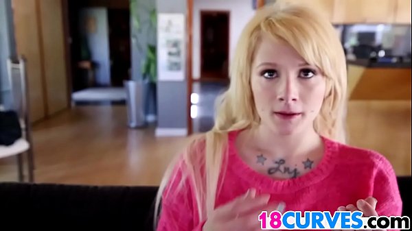 Loira PAWG Victoria Paradice pega o porco