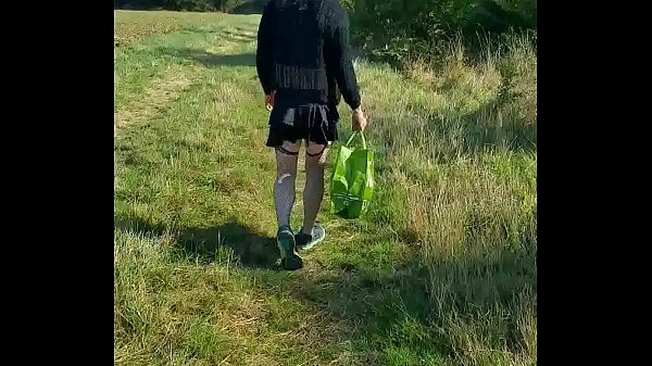 La prima volta che un travestito cammina in pubblico, parte 1