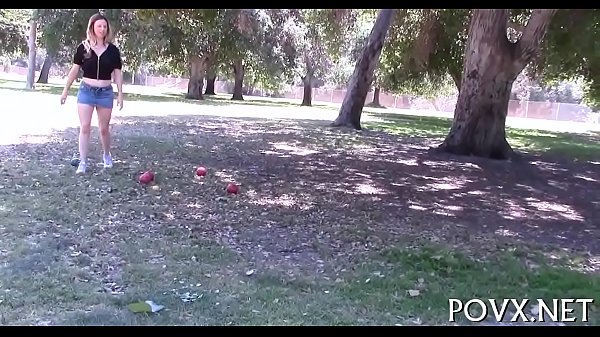 XXX मॉडल क्रिसी सॉन्डर्स