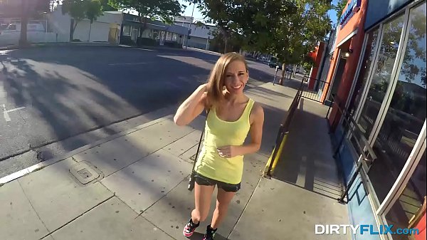 Modelle sensuali di ragazze giovani