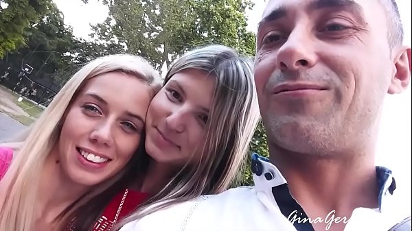 Gina, Mugur, Nesty – Sex zu Hause