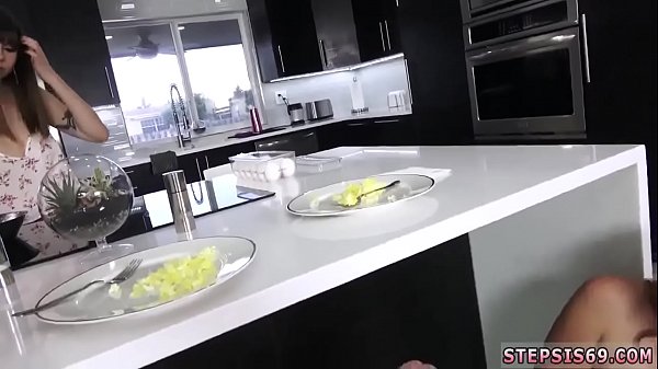 Twin comrade'_s 3d animation pally Family Competition