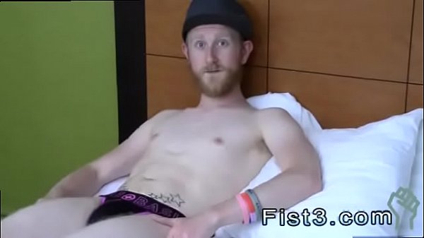 Tutorial sul fisting anale maschile gay Fisting il principiante, Caleb