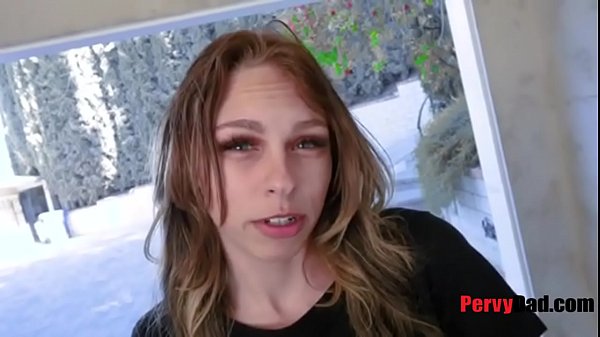 Zoe Clark va a scoparlo!