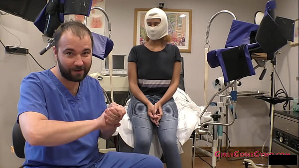 Adolescente sexy Si spoglia