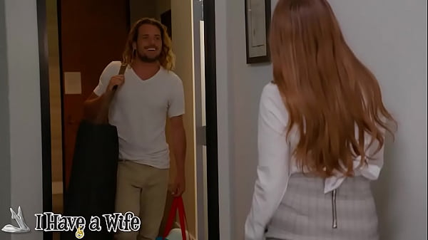 Naughty America - Penelope Kay frotte et tire un homme marié