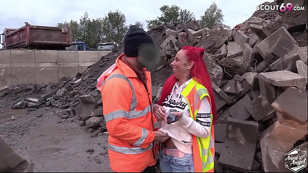 Rothaariges deutsches Teen von Bauarbeiter auf der Baustelle gefickt