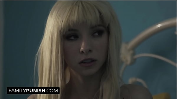 Pequeña sobrina castigada por su querido tío | Kenzie Reeves, Nomar - FamilyPunish.com