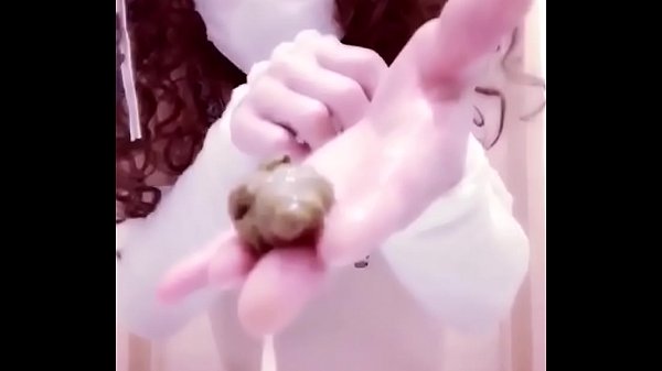 Japanese CD in the toilet cumshot