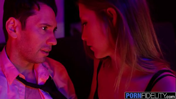 Video di danze con creampie teenager