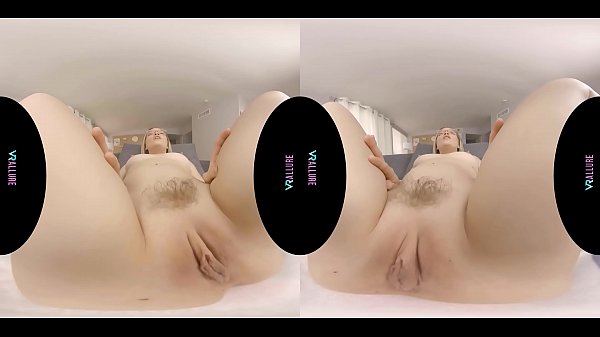 VRALLURE Tôi Đã Quá Chán Và Cô Đơn!