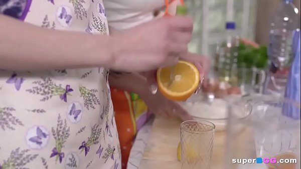 Die Küche eignet sich hervorragend zum Blasen großer Schwänze, nicht zum Kochen