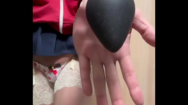 ちょっと恥ずかしいエロ下着を着用して、アナル調教