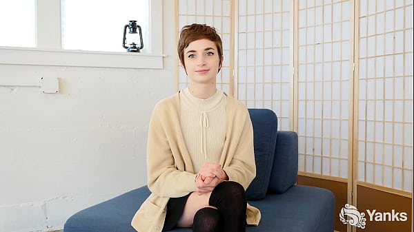 Orgasmos apretados del coño de Flora Rodger y rsquo_s - Remasterización completa en 4K