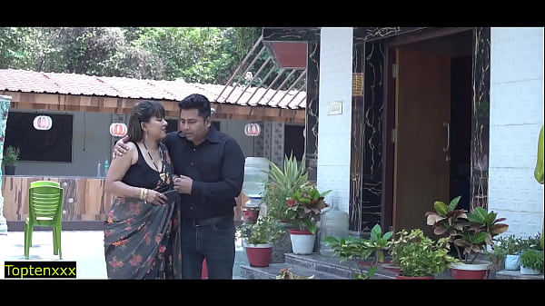 Indischer Sex mit schönen Mädchen vor der Ehe und Kommentare über ihren Verlobten!