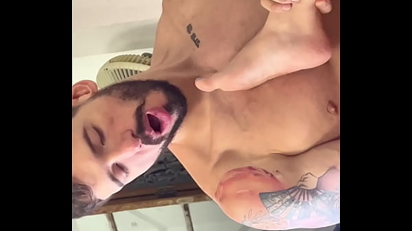 Young white girl having sex with a man with a big, horny dick -Making off