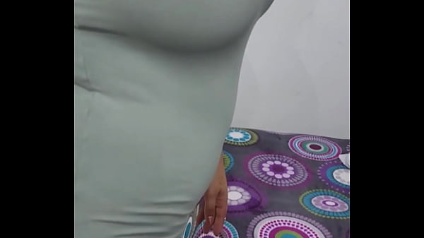 Impresionante joven se burla