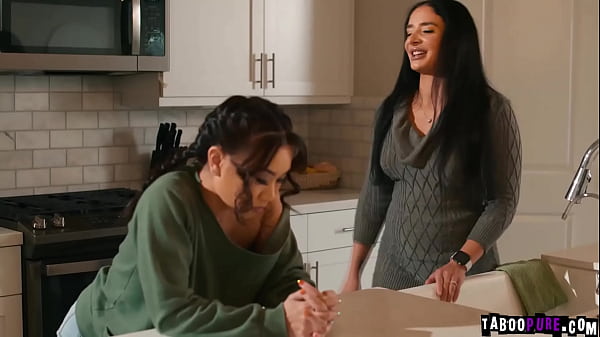 Sexy corrida modelos adolescentes