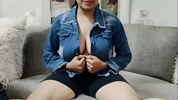 Freches Anal-Teenie-Mädchen