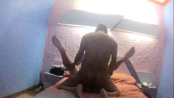 Papà mi scopa ricco perché mio marito è diventato una puttana da circa un anno ormai