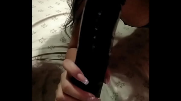 Assista ao vídeo adolescente impertinente sex_toys