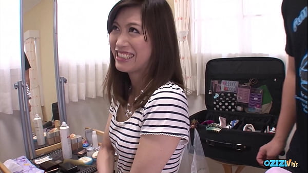 He took the chance to shave her hairy cunt to prepare her for hard drilling