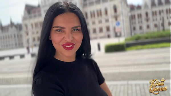 Kira Queen gibt einem Fan einen schönen Fick, den er nicht vergessen wird!