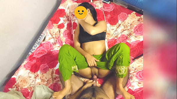 Video sexy virale di una ragazza vergine pakistana