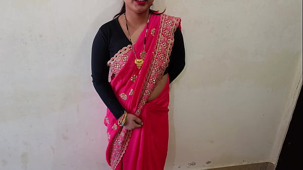 Une belle-sœur du village natal a appelé son beau-frère dans sa chambre, a eu des relations sexuelles et a trompé son mari. Audio hindi clair