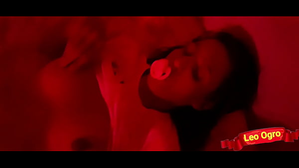 Eine kleine Schlampe, die Sex mit ihrem Nachhilfelehrer hat – Baby-Girl