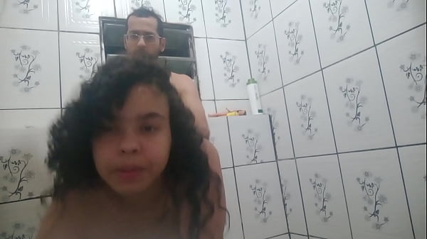 Pose sexy della ragazza