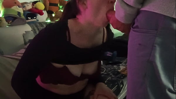 Đầu tiên vòi nước khổng lồ cho vợ chung