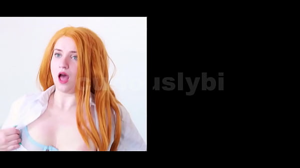 Gute kleine Sissy nimmt es in den Arsch