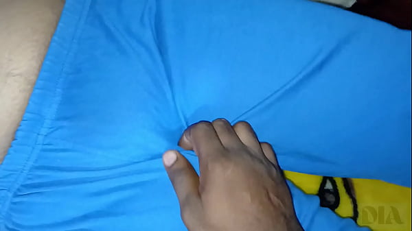 德西男孩硬乱搞金发女郎'_s粉红色猫xxx色情印度可爱德西裸体