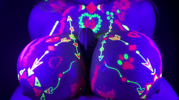 Tham gia THỬ THÁCH HENTAI TITFUCK này! COSMOTITS NEON đáng kinh ngạc | hoa huệkoti