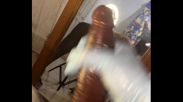 Als die Krankenschwester um eine Schwanzprobe statt um eine Spermaprobe bat