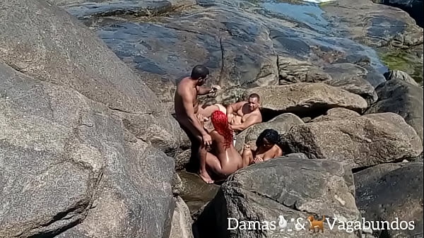 Naturistas flagrados na praia em orgia ao ar livre - Myllena Rios - Leo Ogro - Thai Kalifa - Rafael capoeira: