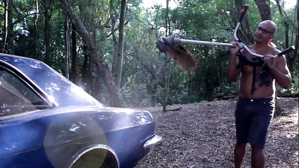 ब्रेंडा फ्लोरिपा को सड़क के किनारे एलेक्स लीमा ने मारा था क्योंकि डिनिगाटा ने उसे अकेला छोड़ दिया था