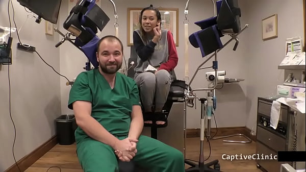 Kalani Luana si sveglia sul ciglio della strada solo per fare un giro DID sessuale dallo sconosciuto dottor Tampa! Guarda il film completo di 2 ore solo su BondageClinic! Reup