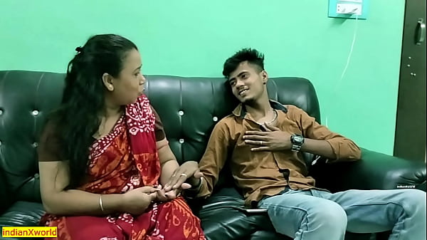 Desi heiße Stiefmutter von Stiefsohn erwischt und hart gefickt!! Tabu-Sex