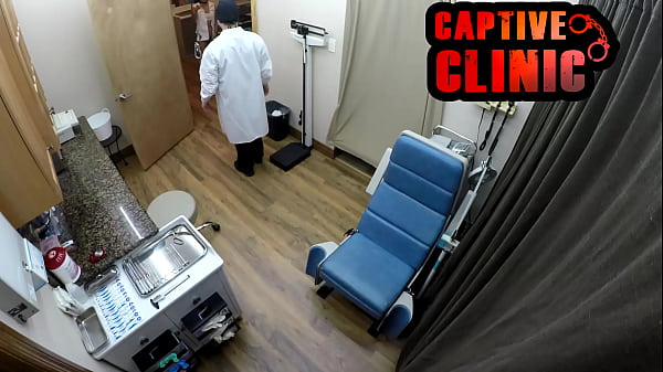 Hậu trường khỏa thân của Jasmine Rose trong Corporate Girls, Break out & amp_ Thoát đi tiểu, Xem toàn bộ phim tại BondageClinic Reup