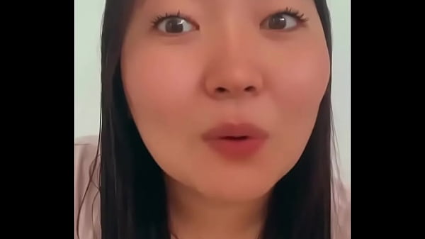 Sandy parla al pubblico