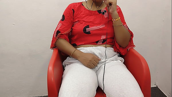 Hot gorgeous Teen shows off - teen