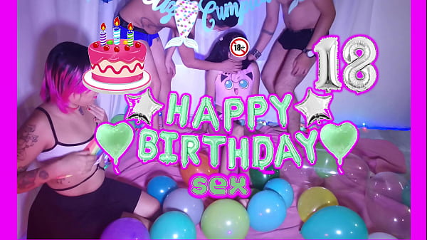 Sexuelle Initiation meiner jugendlichen Stiefschwester. Ich besorgte ihr zwei Schwänze, damit sie sie ficken konnten. An dem Tag, an dem sie 18 wurde, geriet sie außer Kontrolle und hatte eine Orgie hyperversosdaniela hentai