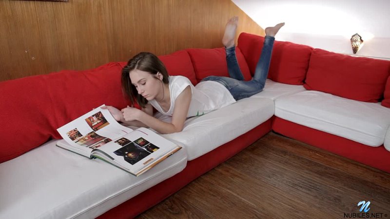 Serpente edita a moment alone