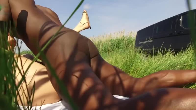 Cayenne klein and joss lescaf hungarian and negro sex on nature